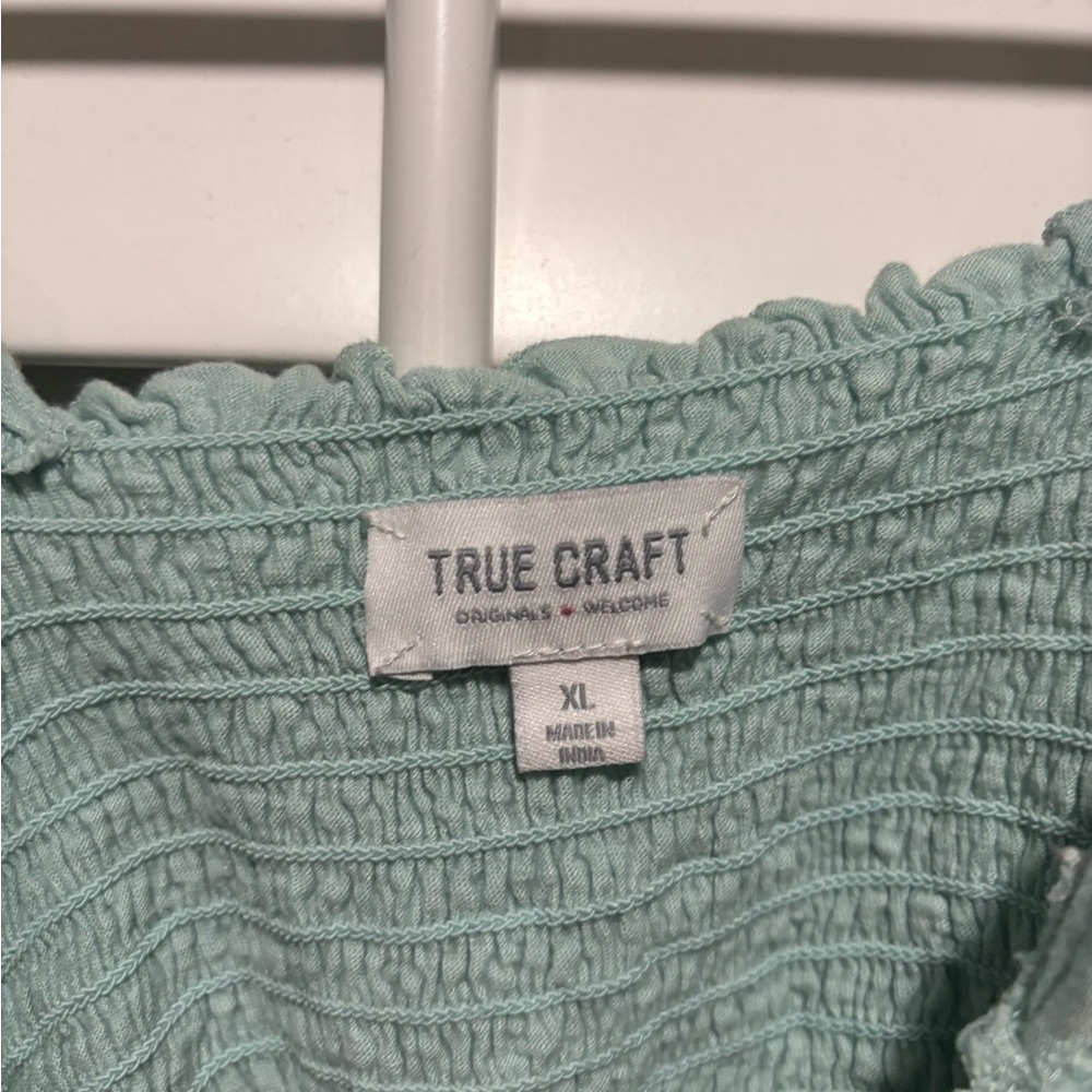 Crop top - Picture 2 of 2